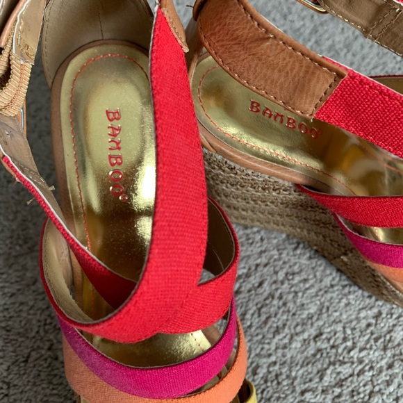 Multi Color Platform Wedge NWOT (Size 7.5) - Picture 3 of 5